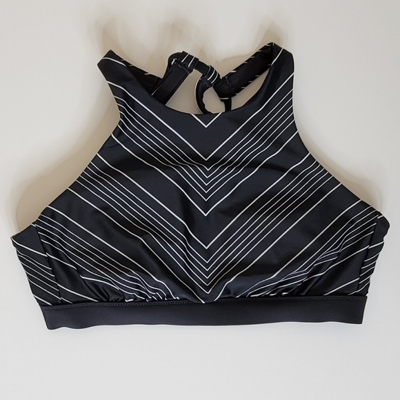 Athleta Top Chevron High Neck Sports Bra with underwire Black/White Size 32B/C - Picture 7 of 11